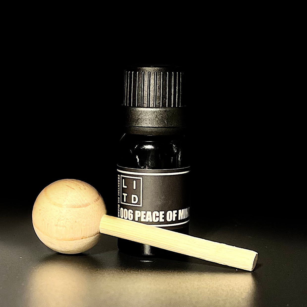 MINI ESSENTIAL OIL DIFFUSER / CAR DIFFUSER REFILL SET